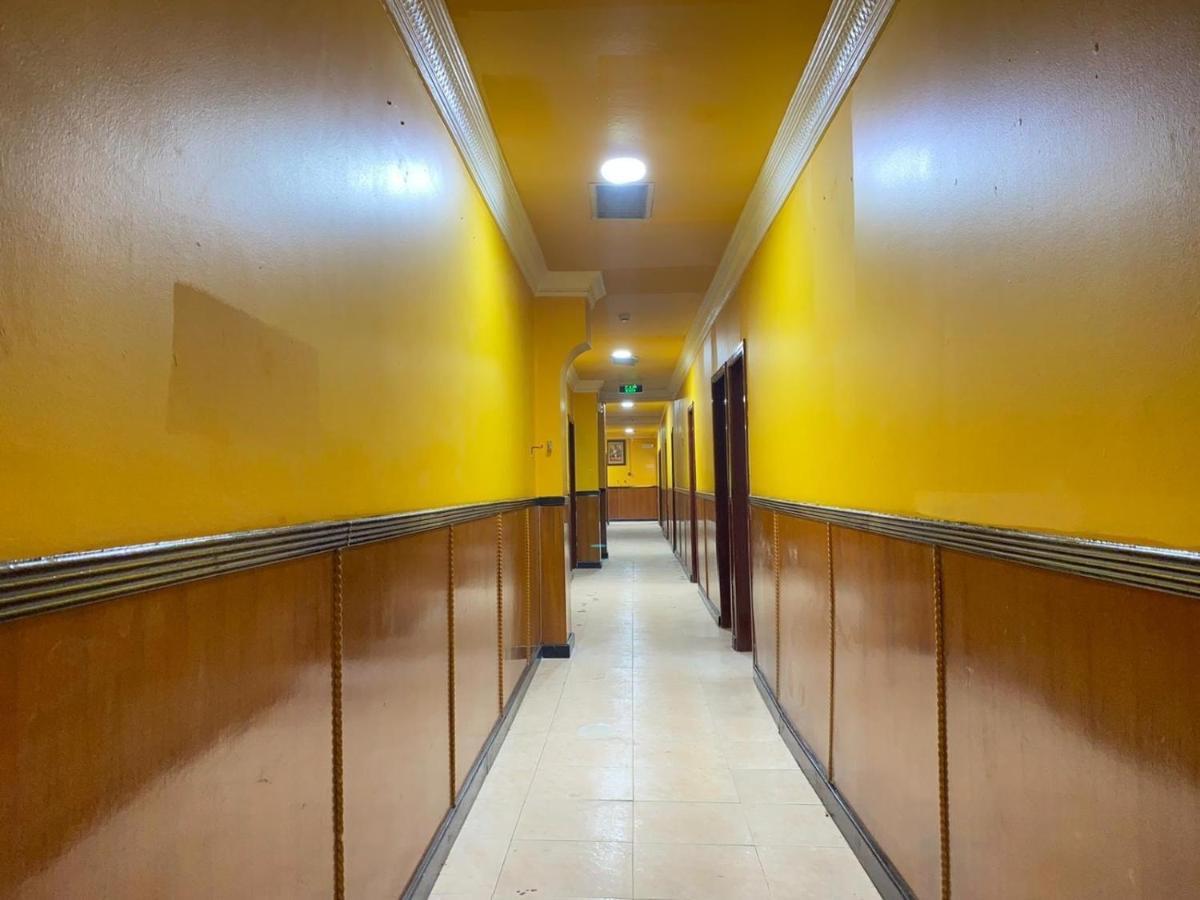 Bab Al Bahrain Hotel Манама Екстериор снимка